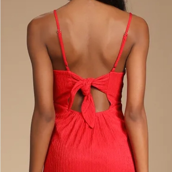 NWOT Lulus View and I Bright Red Tie-Back Faux-Wrap Midi Dress XSmall - Picture 4 of 8